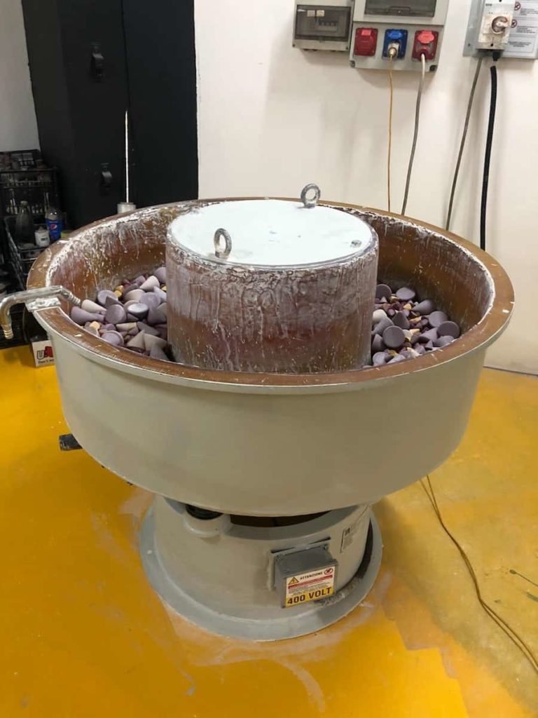 tumblingmachinerollwaschrw0d220220lt مرکز عالی جوش و آزمونهای غیر مخرب دانشگاه تهران
